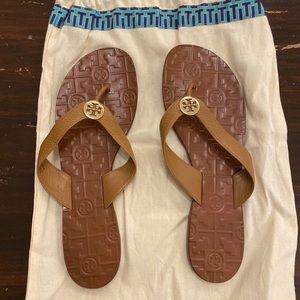 Tory Burch Thea Sandal in Brown Leather